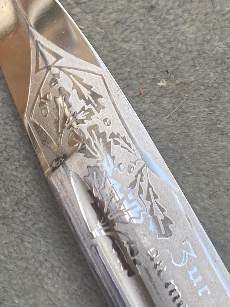 A RARE SHORT DRESS BAYONET WITH A 'MEMORY OF MY SERVICE TIME' ETCHED BLADE BY E.P & S. — image 5