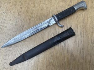 THIRD REICH SHORT ETCHED DRESS BAYONET BY PUMA.