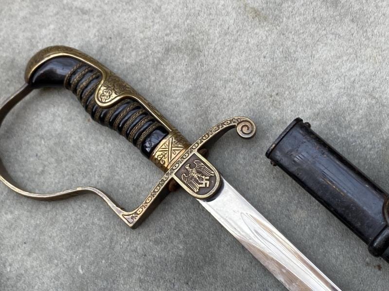 EARLY ALL BRASS WHERMACHT OFFICERS SWORD BY RARE MAKER. — image 7