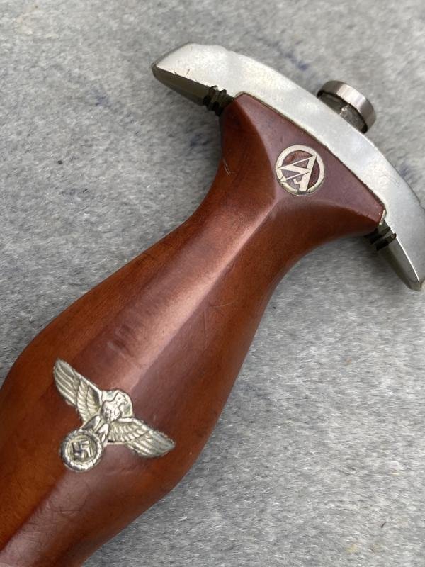 A STUNNING 99% MINT EARLY RZM PERIOD SA DAGGER. — image 4