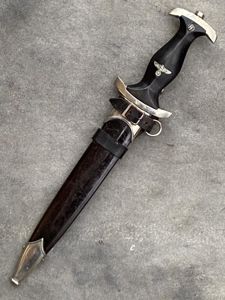 A PRIME EXAMPLE OF AN EARLY '33 SS DAGGER WITH …