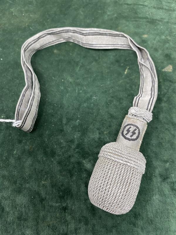 A BEAUTIFUL SS OFFICERS BULLION SWORD KNOT! — image 2