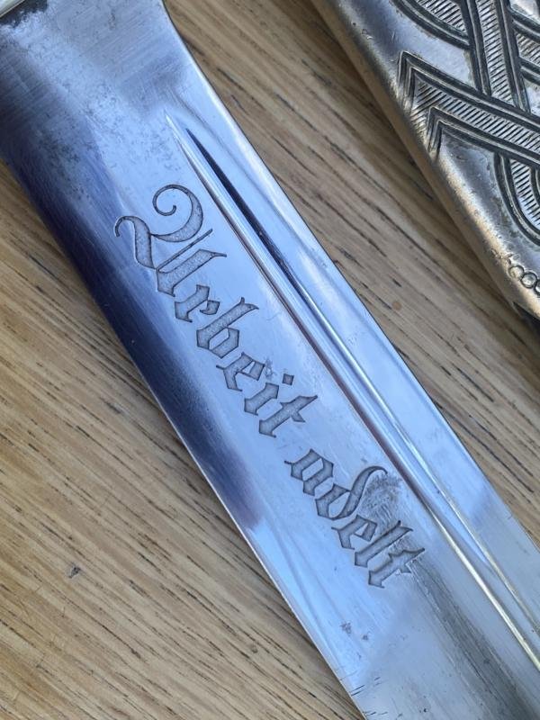 A VERY EARLY AND RARE 'FULL STAG' RAD HEWER. — image 8