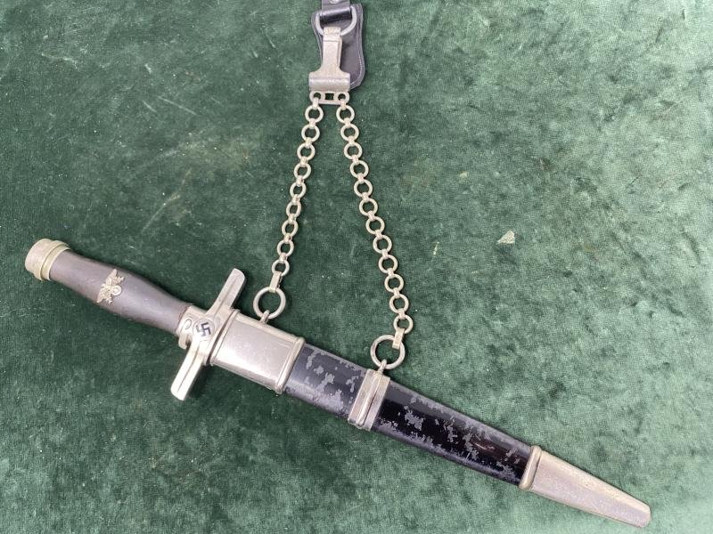 A POSTSCHUTZ OFFICERS DAGGER BY WEYERSBERG — image 2