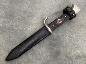 HITLER YOUTH DAGGER WITH MOTTO M7/45/38.
