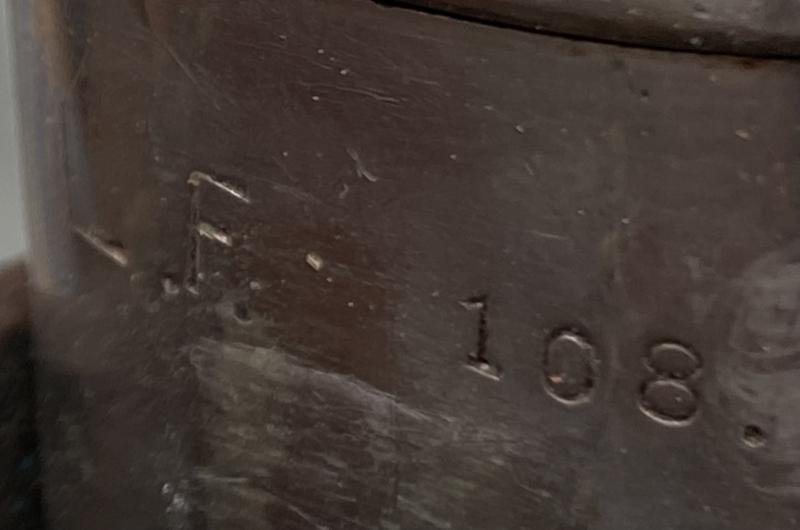 AN EXCELLENT 'RURAL' POLICE BAYONET, WITH FROG AND LARGE PORTAPEE. — image 7