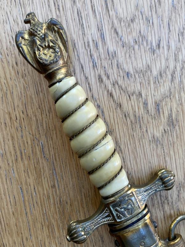 'SPECIAL OFFERING' NAVAL OFFICERS DAGGER BY WKC — image 8