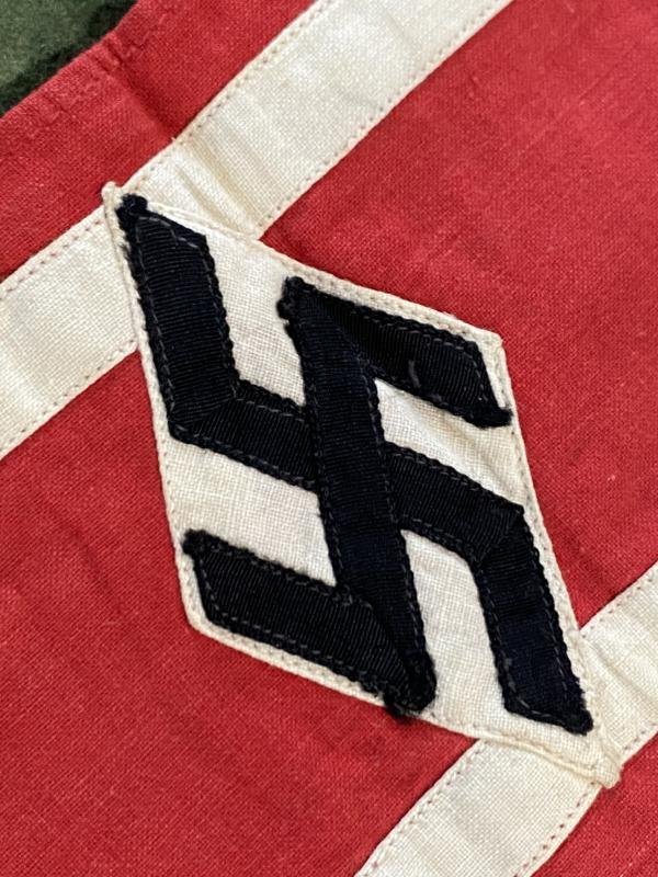 A RARE AND EARLY THIRD REICH STUDENT LEGUE ARMBAND. — image 3