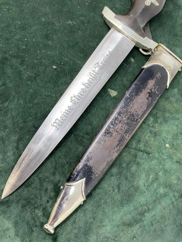 AN EARLY '33 SS DAGGER BY KLAAS WITH PERSONALISATION, SS NUMBERS AND TRIPLE HANGER!!! — image 10