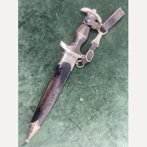 AN EARLY '33 SS DAGGER BY KLAAS WITH PERSONALISATION, SS …