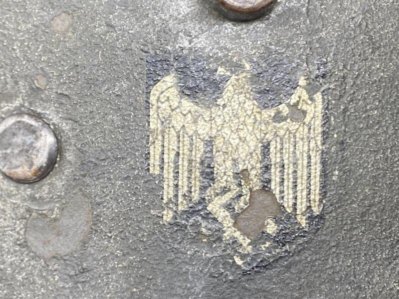 THIRD REICH M18 TRANSITIONAL STEEL HELMET. — image 4