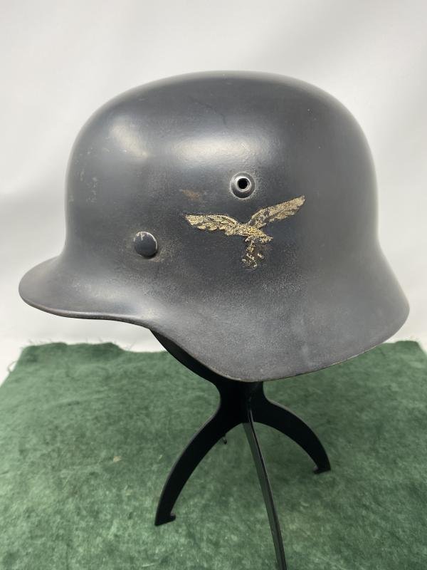 ORIGINAL M35 DOUBLE DECAL LUFTWAFFE HELMET. — image 2