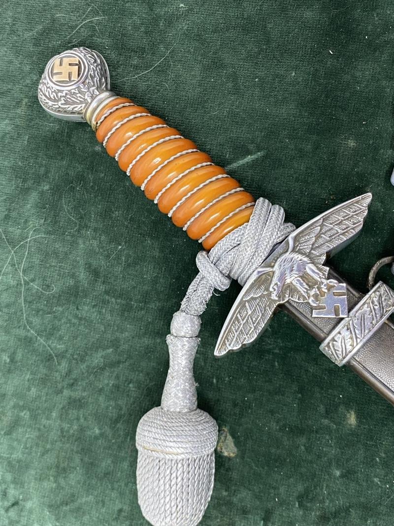 2nd Pattn. LUFTWAFFE DAGGER BY EICKHORN WITH GILDED SWAZ's , STRSPS & KNOT. — image 3