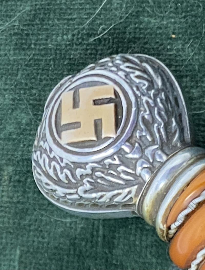 2nd Pattn. LUFTWAFFE DAGGER BY EICKHORN WITH GILDED SWAZ's , STRSPS & KNOT. — image 4