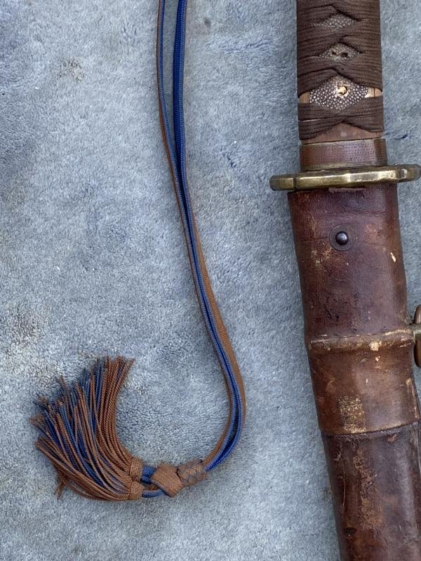 WW2 JAPANESE OFFICERS KATANA/SAMURAI SWORD WITH BATTLE COVER AND ORIGINSL 'KNOT' — image 4