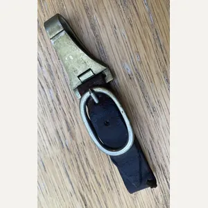 ANOTHER EARLY SINGLE LEATHER SHORT HANGER FOR SA/NSKK DAGGERS.