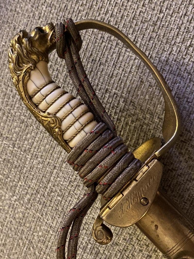 A BEAUTIFUL IMPERIAL NAVAL OFFICERS SWORD BY WK&C WITH ORIGINAL RED/BLACK KNOT. — image 5