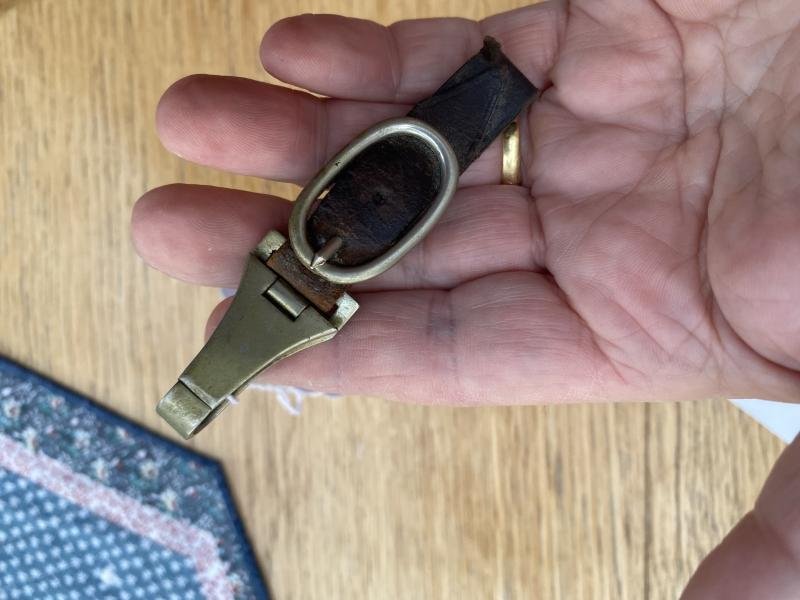 EARLY SHORT HANGER FOR SA DAGGER. — image 4