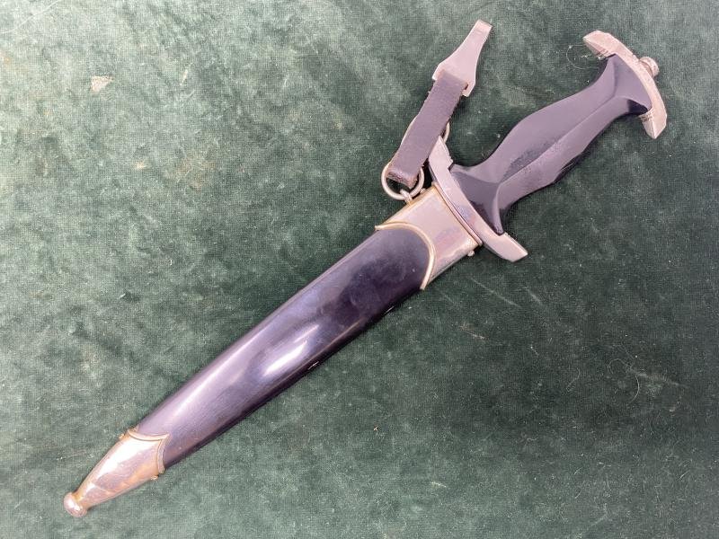 AN EARLY SS '33 DAGGER BY HAMMESFAR WITH HANGER. — image 7
