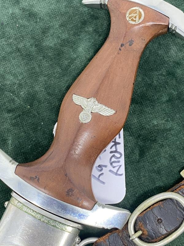 EARLY SA DAGGER WITH HANGER BY CARL WUSTOF. — image 4