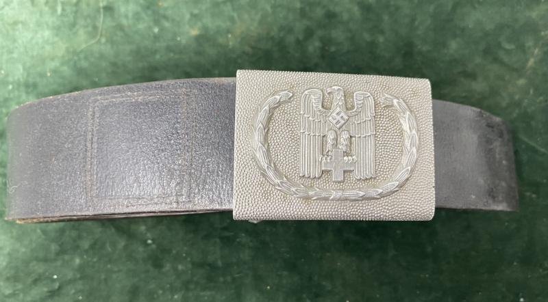 RARE THIRD REICH RED CROSS MANS BELT AND BUCKLE. — image 2