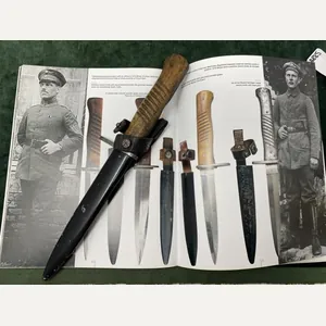WW1 IMPERIAL GERMAN FIGHTING KNIFE- AS PICTURED IN THE BOOK!!