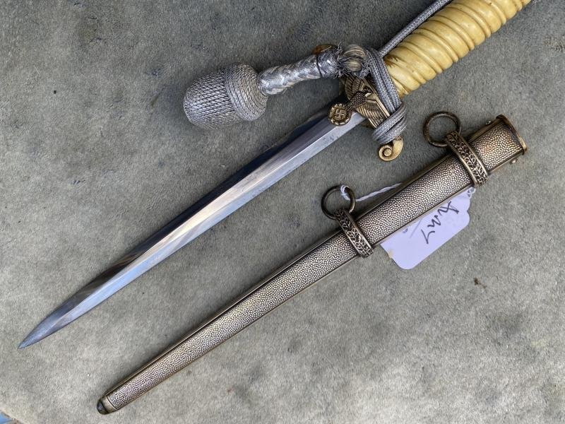 RARE MAKER ARMY DAGGER BY A. SCHUTTELHOFER & Co. — image 9