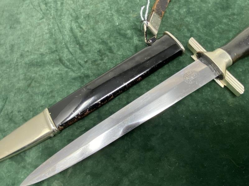 RARE TO FIND…RLB MANS 1st Pattn DAGGER BY HORSTER. — image 6