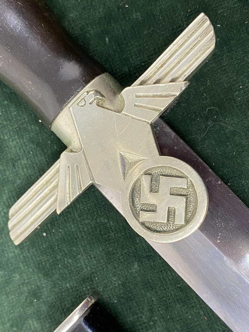 RARE TO FIND…RLB MANS 1st Pattn DAGGER BY HORSTER. — image 8