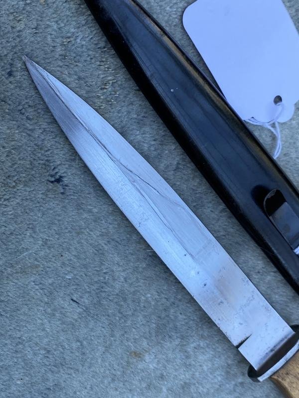 A THIRD REICH 'NAHKAMPFMESSER' IN MINT CONDITION. — image 6