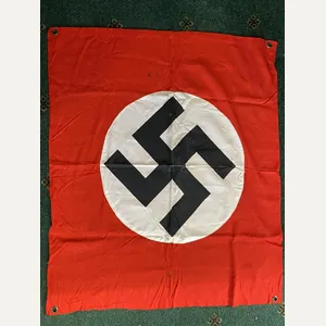 AN ORIGINAL THIRD REICH UNUSUAL VEHICLE RECOGNITION FLAG.