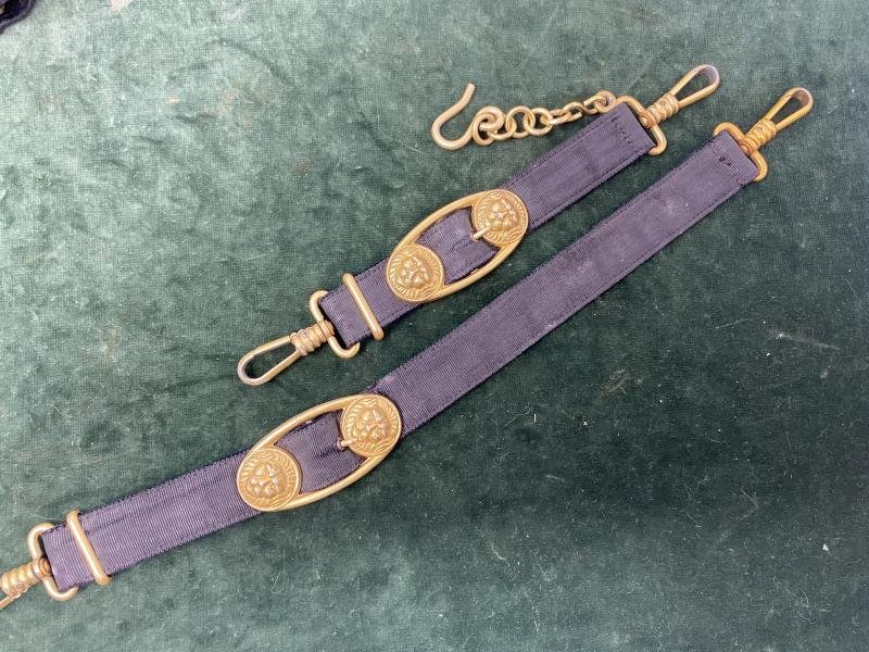 A PERFECT COMPLIMENT TO YOUR THIRD REICH NAVY DAGGER. SET OF DAGGER HANGERS AND MATCHING DAY BELT. — image 3