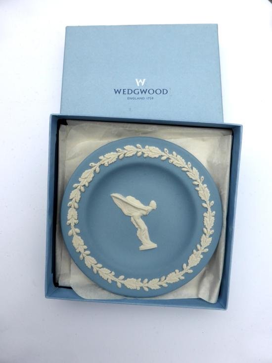 Wedgewood - Rolls Royce Spirit of Ecstasy — image 2