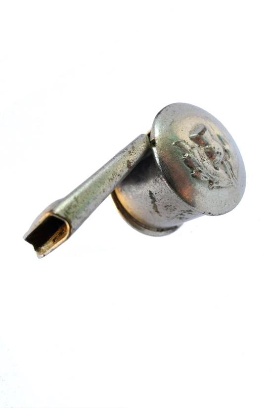 Scottish Thistle - Hudson Button Whistle c.1924 — image 2